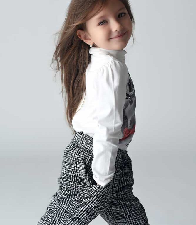 Agenzia moda Milano model agency | Casting e provini per modelle, fotomodelle, attrici, attori | Moda, film, cinema, pubblicità, spettacolo e televisione | Immagine modelli e fotomodelli kids