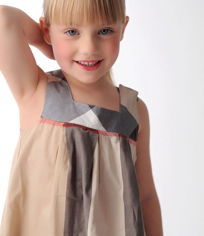 Agenzia moda Milano model agency | Casting e provini per modelle, fotomodelle, attrici, attori | Moda, film, cinema, pubblicità, spettacolo e televisione | Immagine modelli e fotomodelli kids