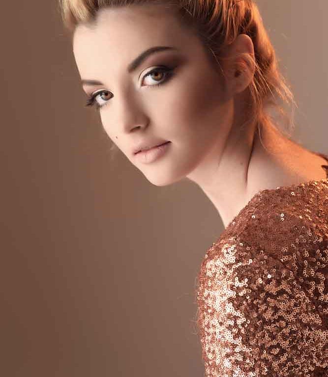 Agenzia moda Milano model agency | Casting e provini per modelle, fotomodelle, attrici, attori | Moda, film, cinema, pubblicità, spettacolo e televisione | Immagine modella fotomodella